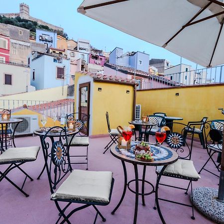 S'Apposentu - Un'Angolo Di Paradiso Con La Vista Sul Castello بوسا المظهر الخارجي الصورة